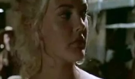 Người mẫu da đen sex nhật bản không che và trắng.