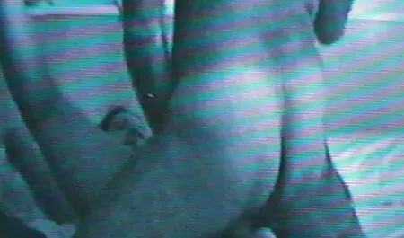 Dễ nhận phim sex hd nhat ban khong che được một âm đạo và lưỡi trong âm vật.
