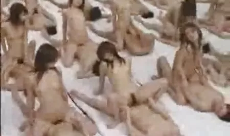 Phiên ảnh trên bãi biển biến phim sex nhật bản gái xinh không che thành quái.