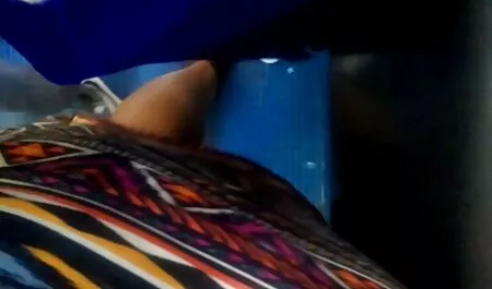 Bên trẻ cam phim khong che nhat